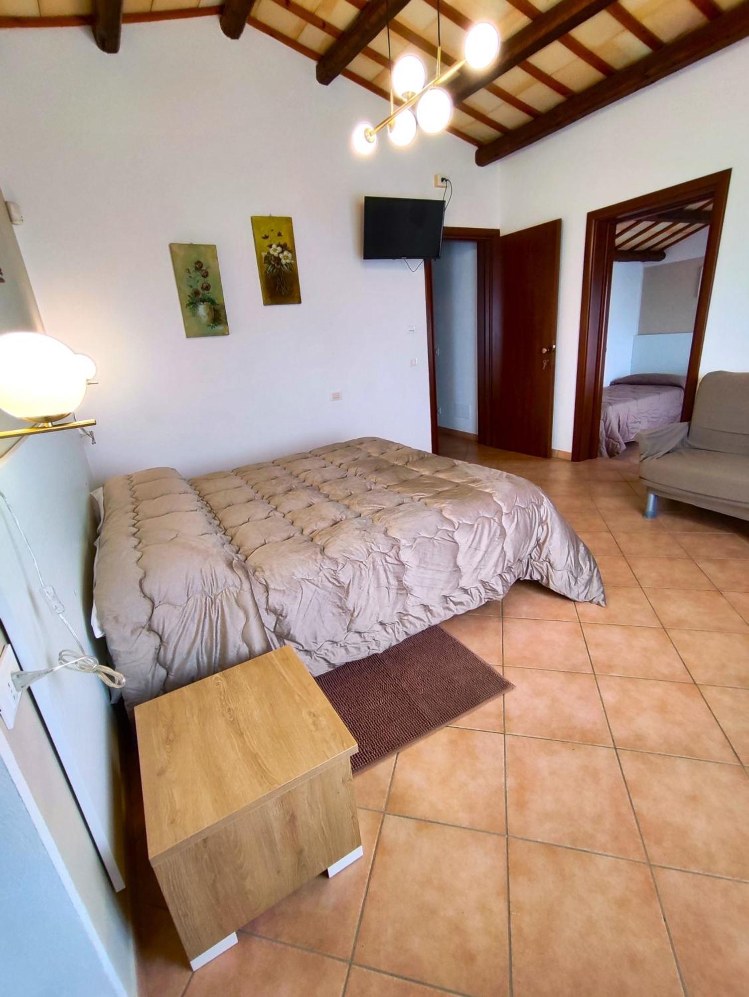 Bed and Breakfast Casolare Nelle Saline Торре-Нубия Экстерьер фото
